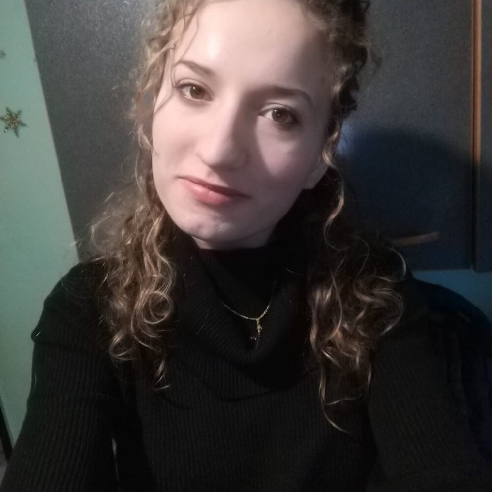 simona_butterfly profile photo