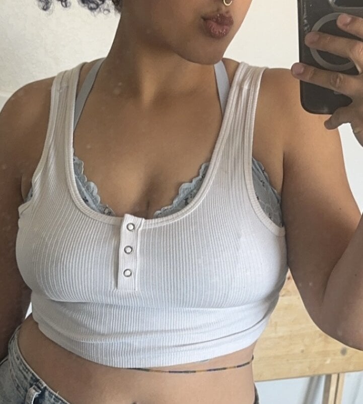 CollegeCutie369 profile photo