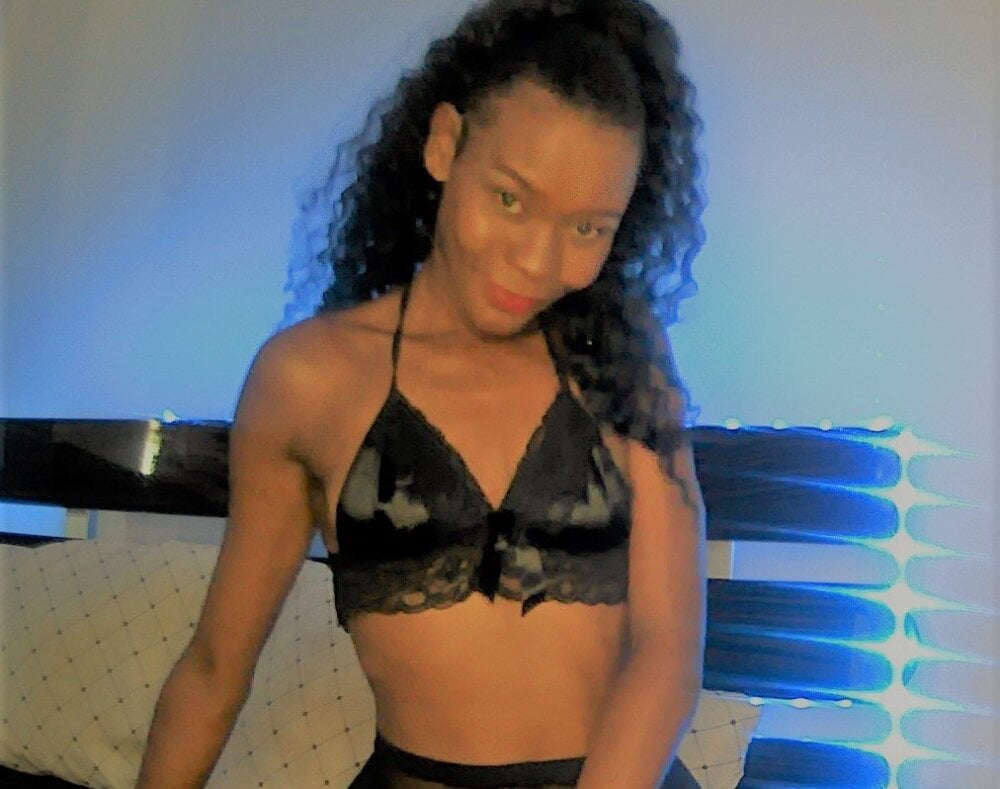 TASTY-PASTRIEZ profile photo