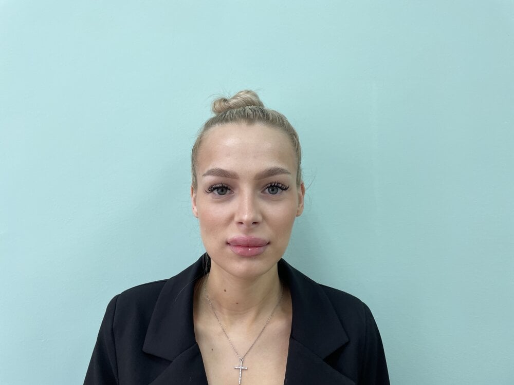 OdiliaGroves profile photo