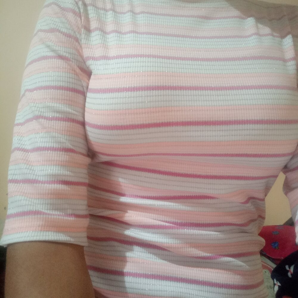 lovelydesi21 profile photo