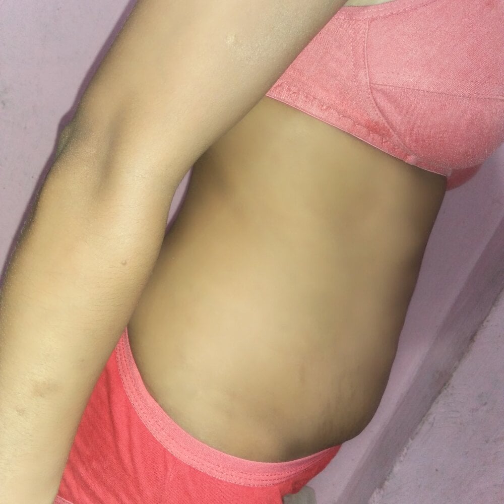 SHANAYA94 profile photo