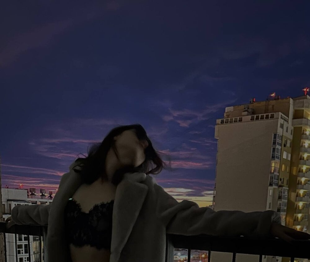 SelenaHold profile photo