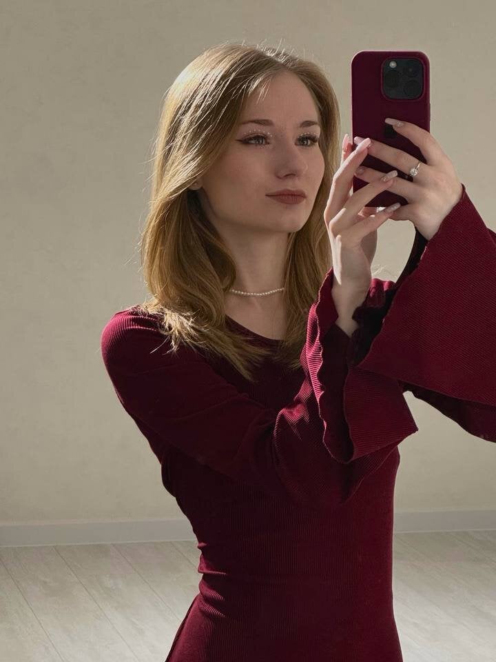ElvinaRose profile photo