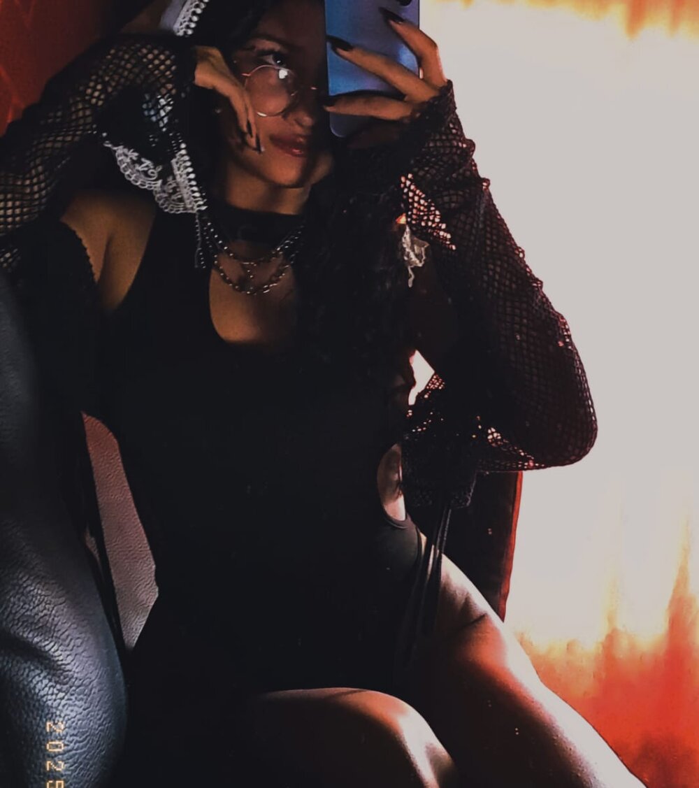 CherieCurl profile photo