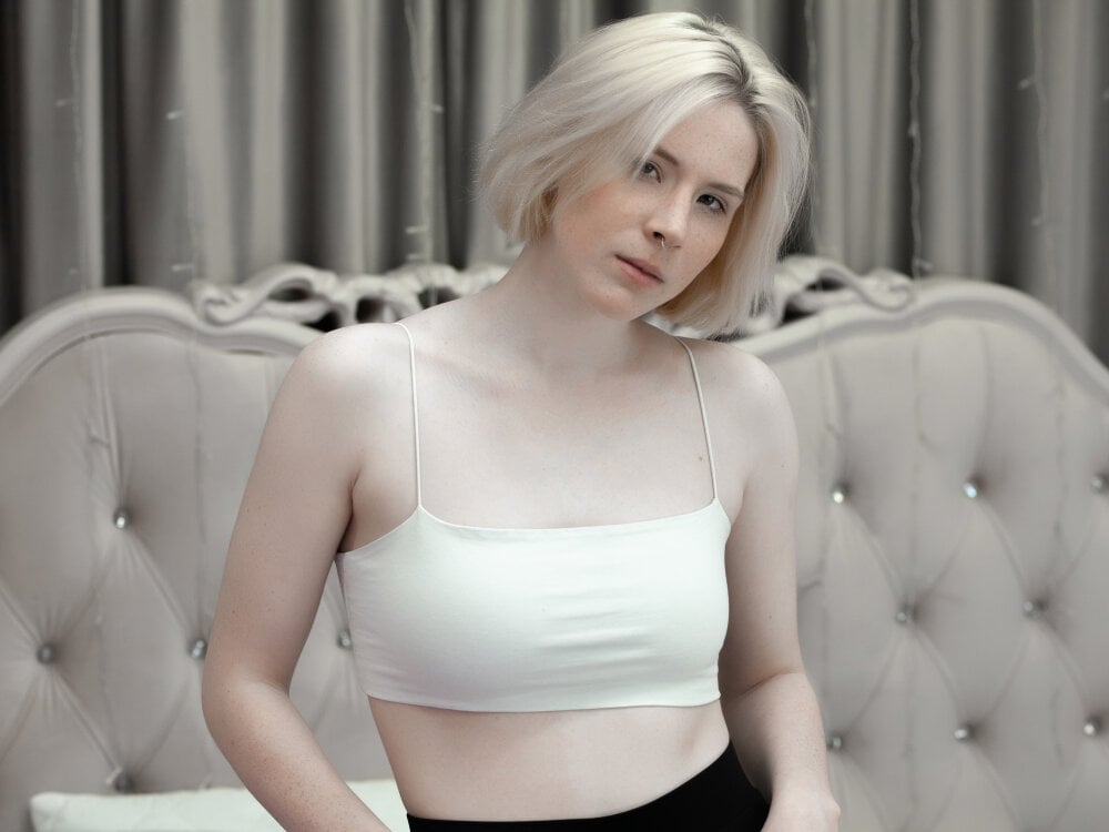 LisaLewi profile photo