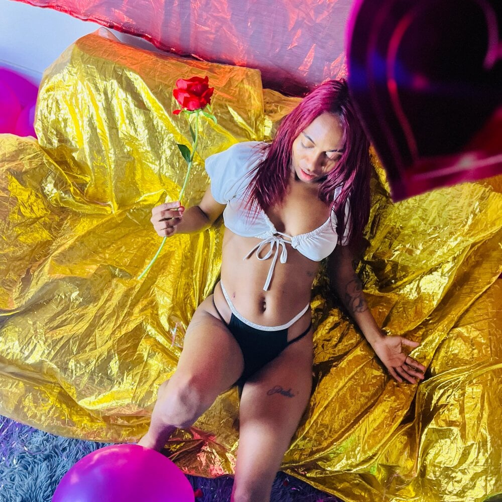 avaleri_cherry profile photo