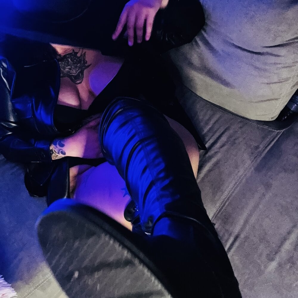 miacanela_xo profile photo