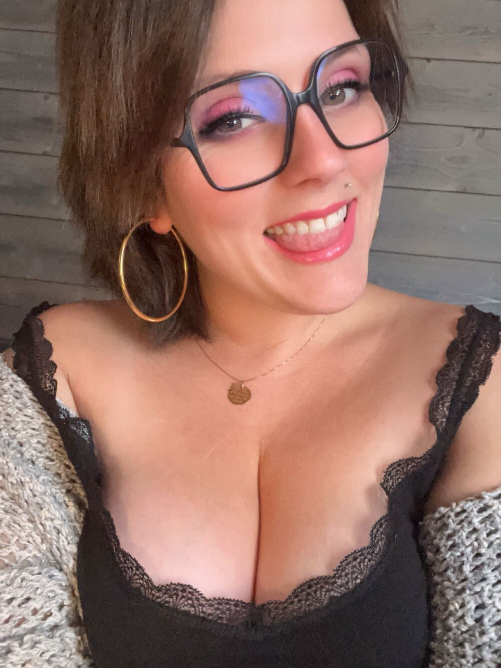 vagina02cam profile photo