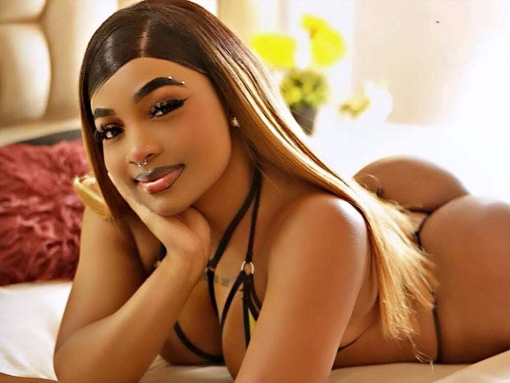 karol_white_ profile photo