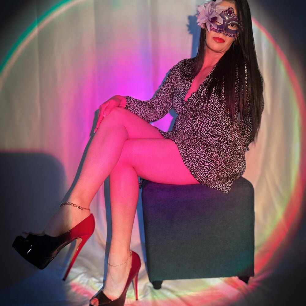 ghostwoman profile photo