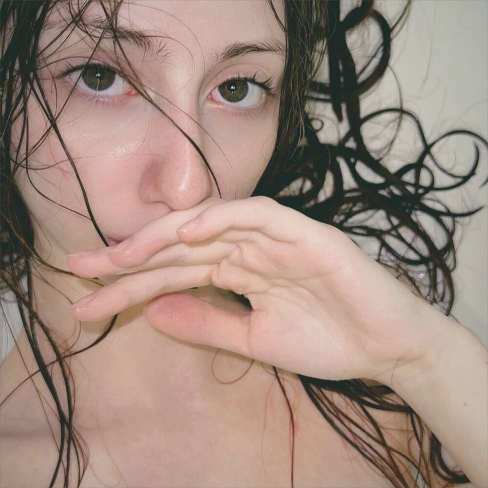 AvrilLeMell profile photo