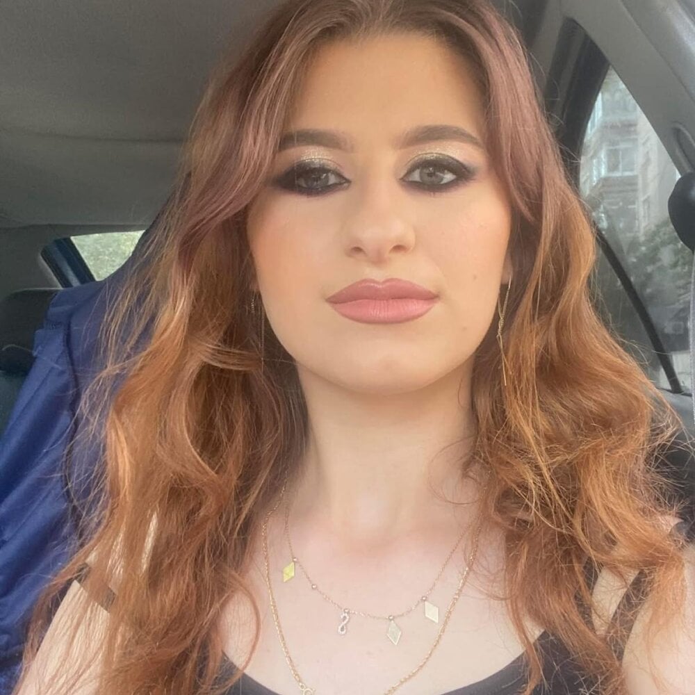 CleoFly profile photo