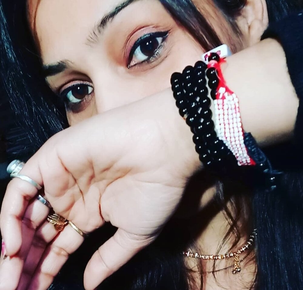 Naina_For_You profile photo
