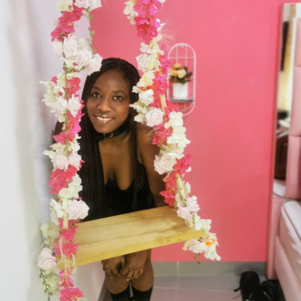 Roxan-hot69 profile photo