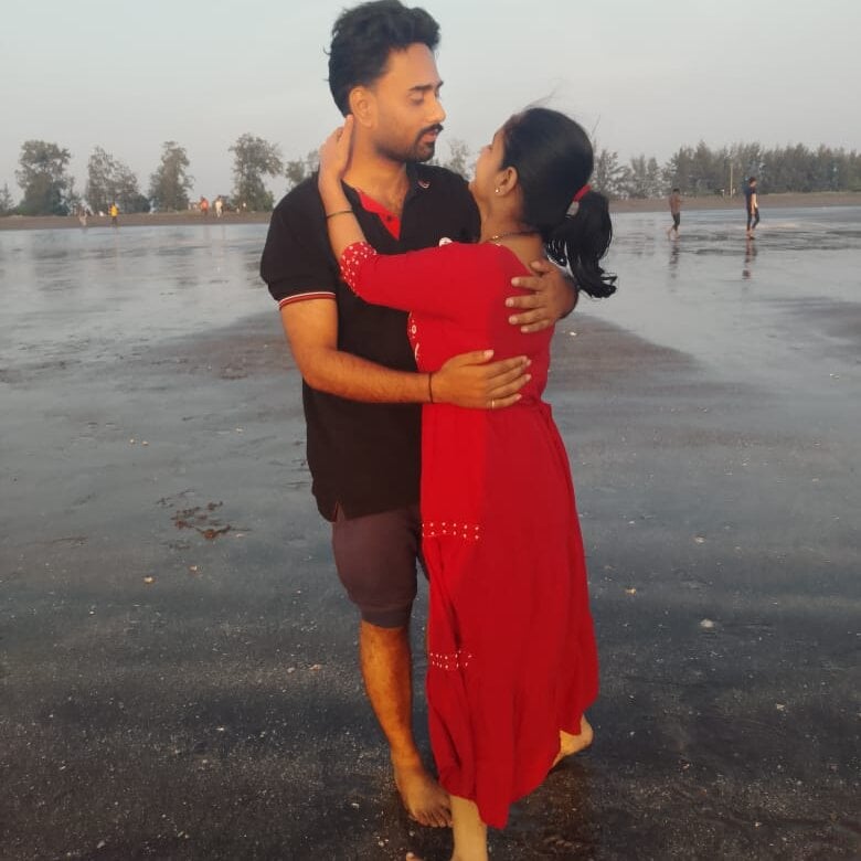 IND_COUPLE1 profile photo