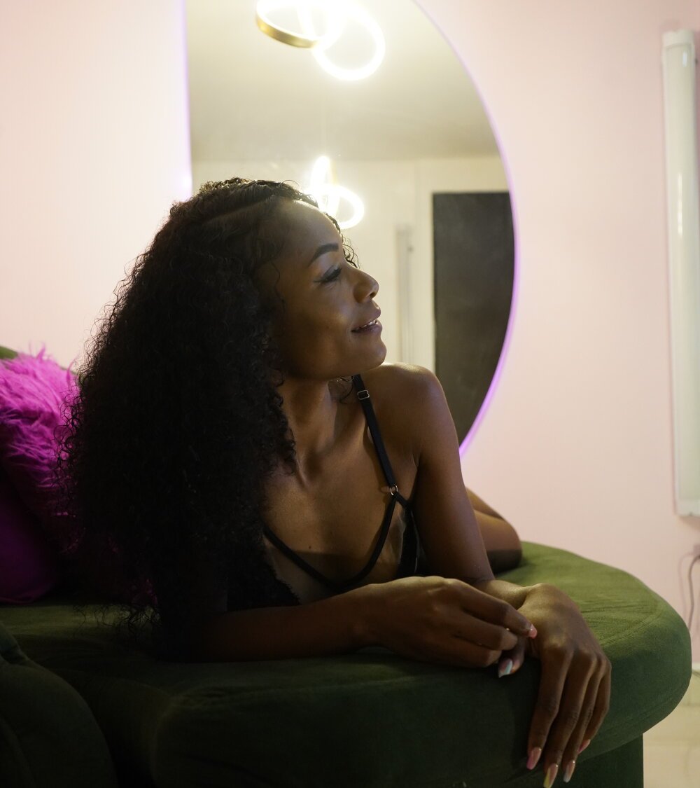 kiaratentation profile photo