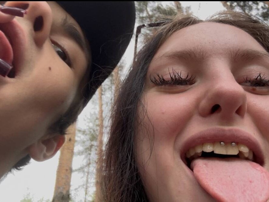 flowerscouple profile photo