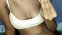 Hotnavya_janu (1)