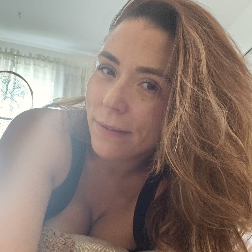 Ellie-L-Elizabeth profile photo