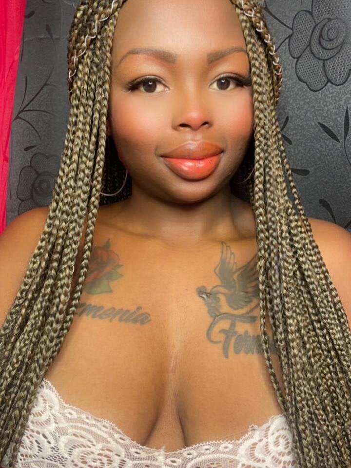 _Zooee profile photo