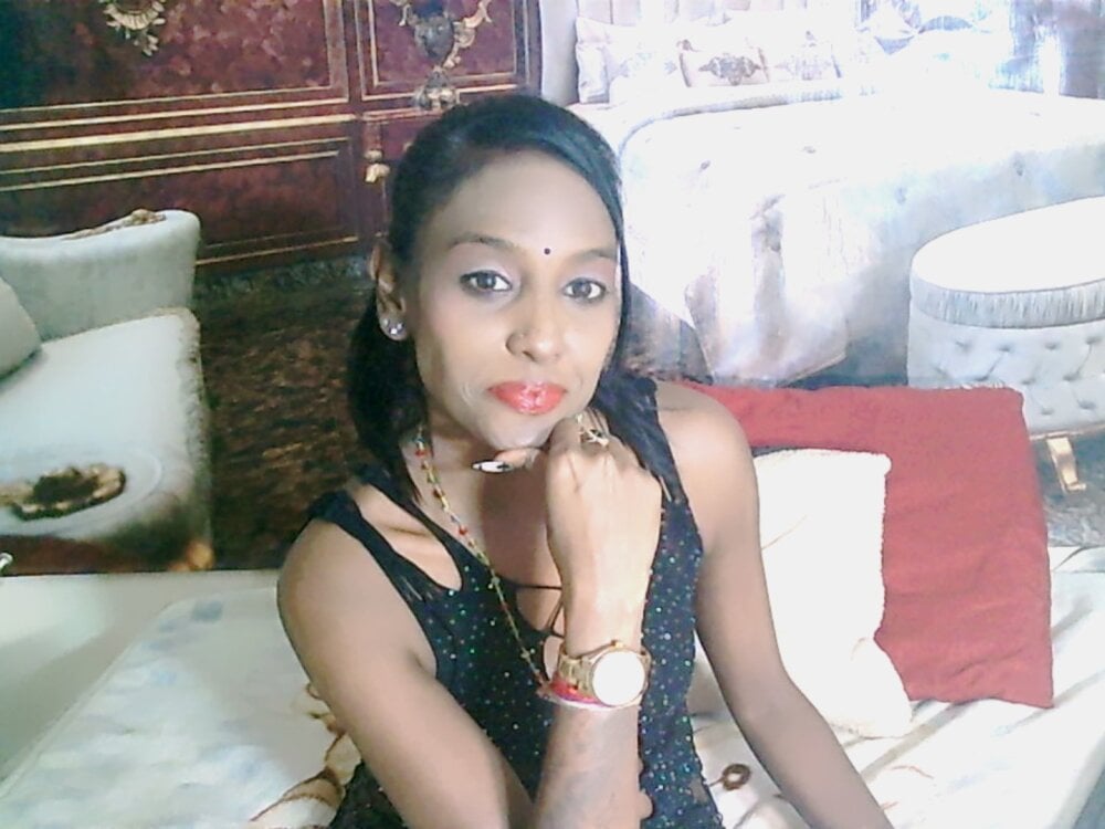 IndianLoveBug profile photo