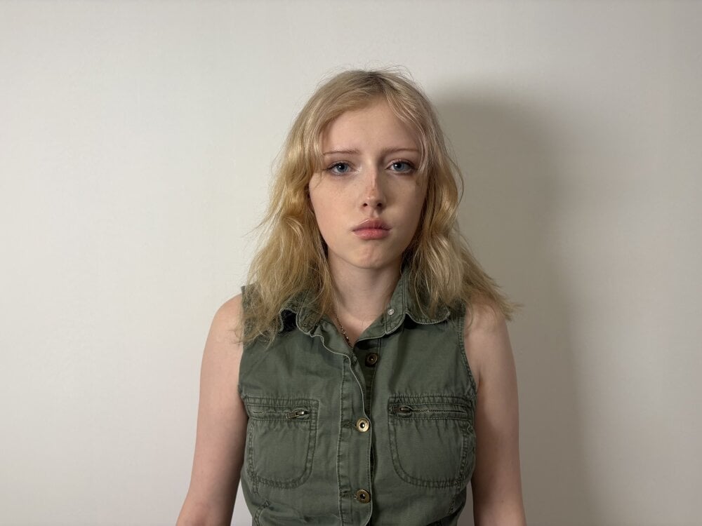 MitziBronn profile photo