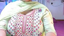 Gulabi_Queen (2)