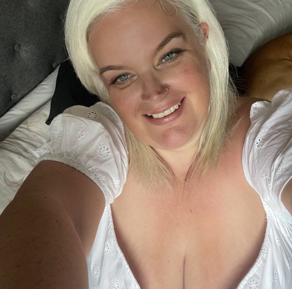 sexychazza16 profile photo