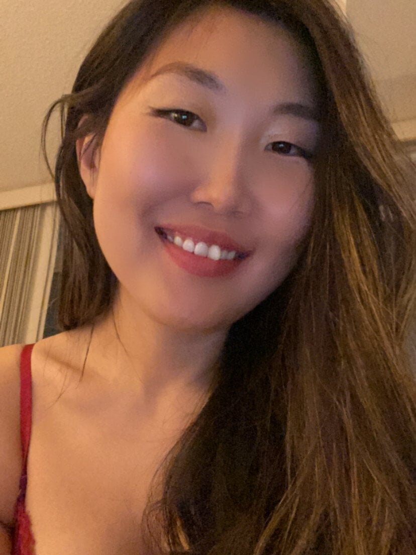 HotasianWoman profile photo