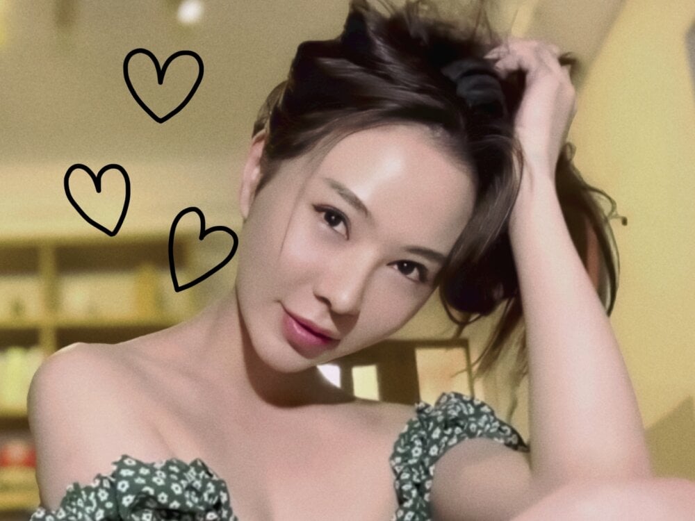 meowLili profile photo