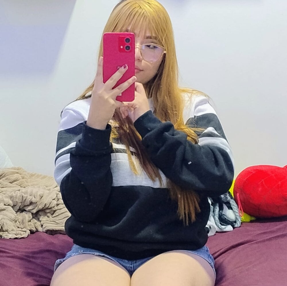 sweet_blonde_rousse profile photo