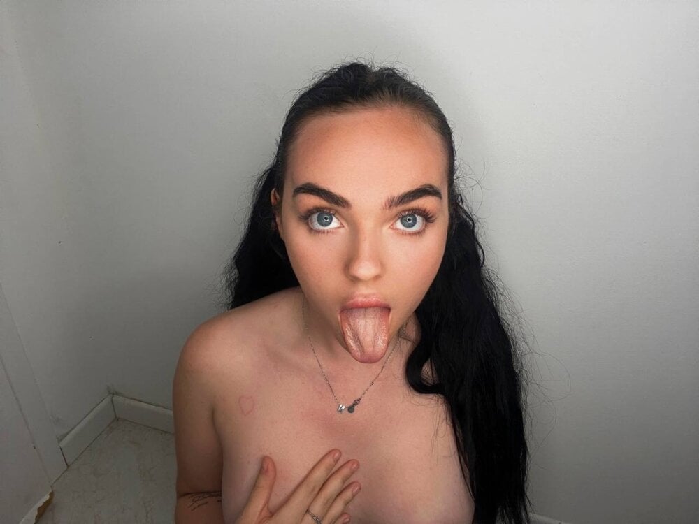 NancyWoodUK profile photo