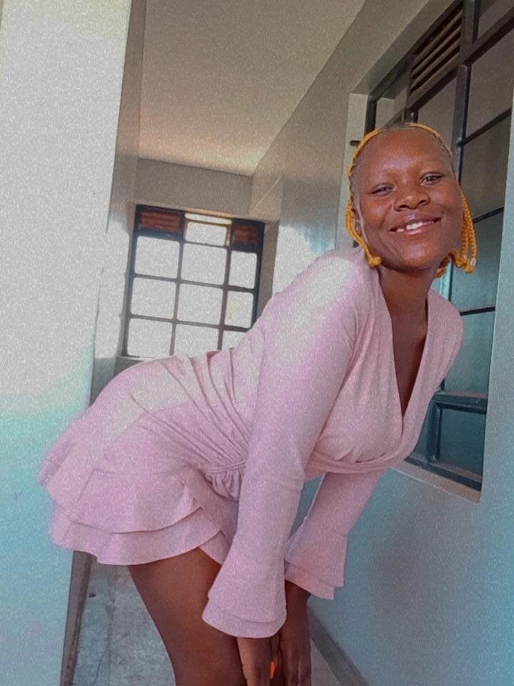 Vivi_na19 profile photo