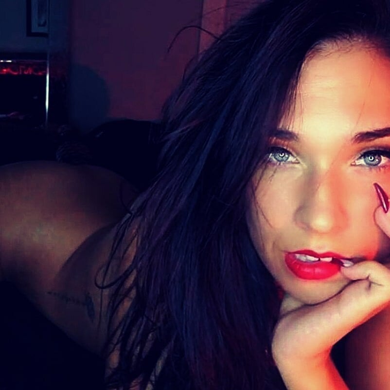 DesereaRose profile photo
