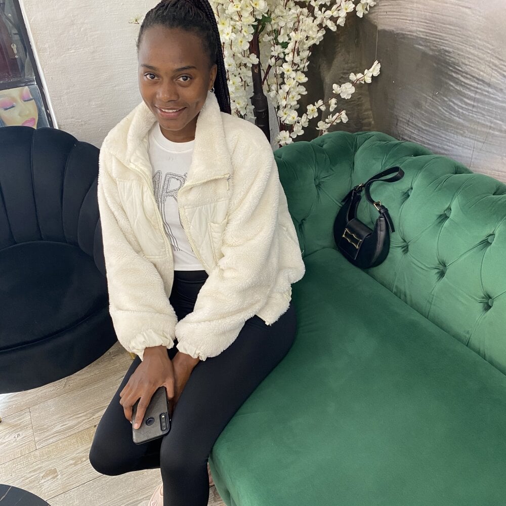 Unique05 profile photo