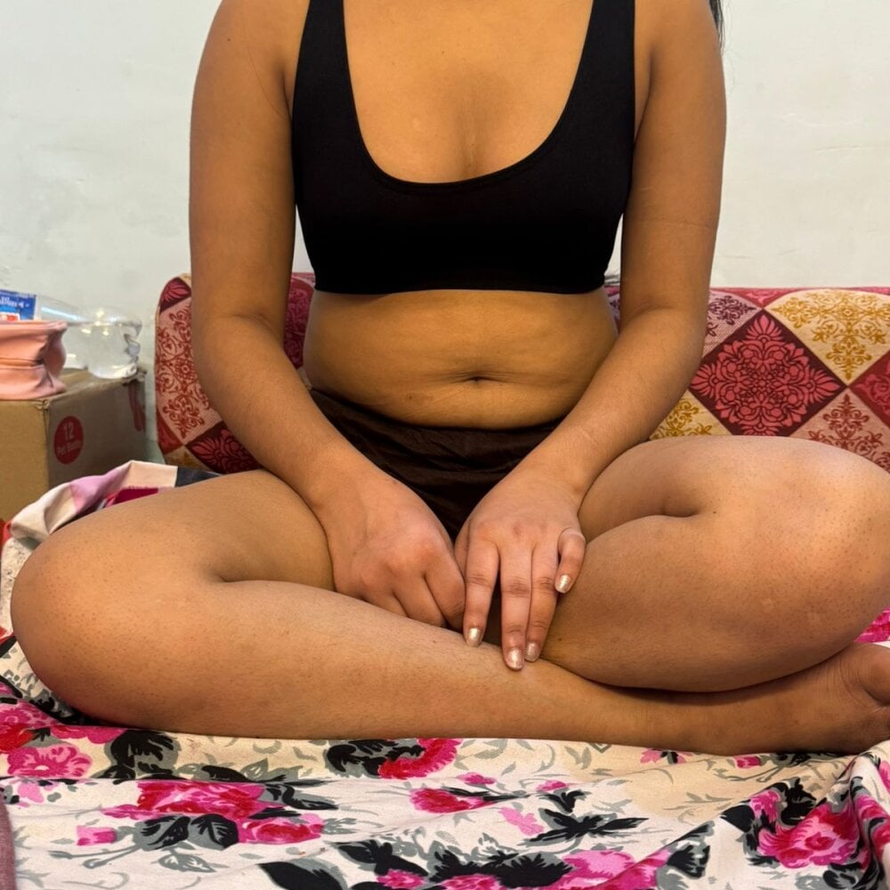 Hot__Mirchi profile photo