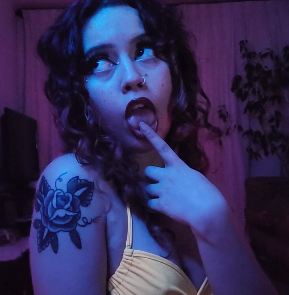 frikigyal profile photo