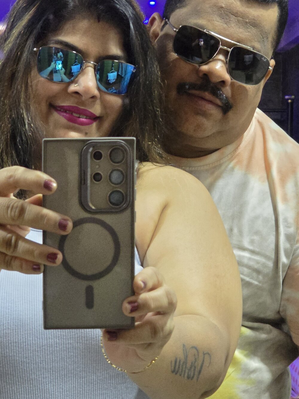 Indiancouple25 profile photo