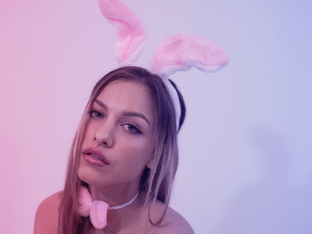 monchhichiss profile photo