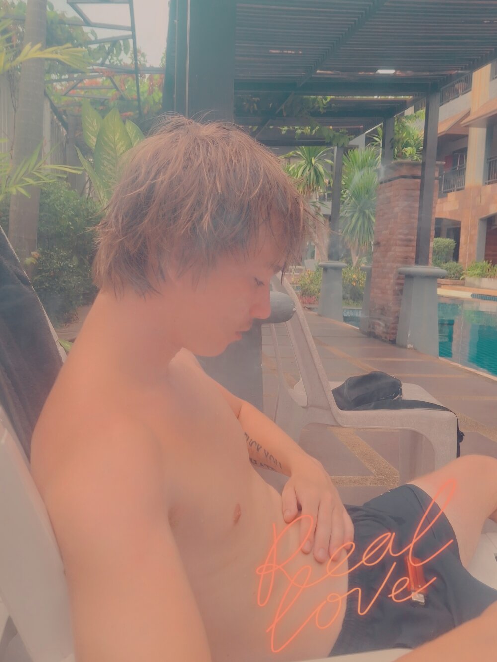 wild_and_young profile photo