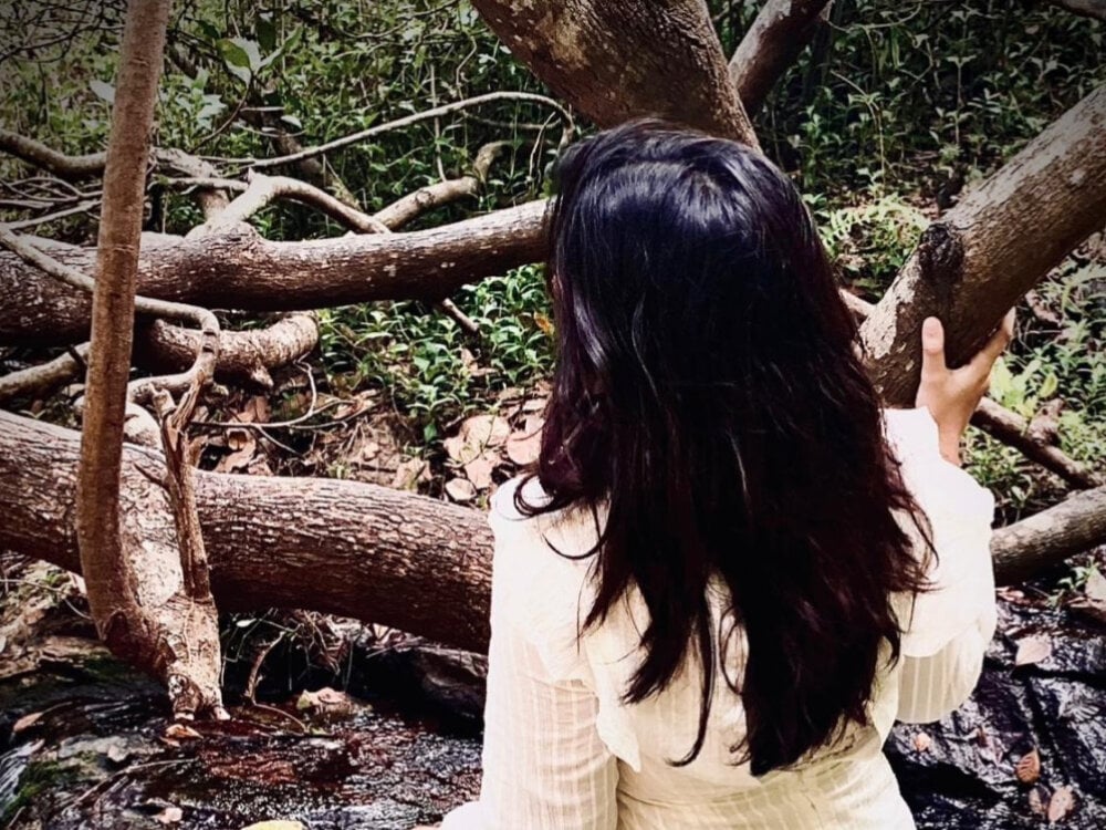 oviyakalra profile photo