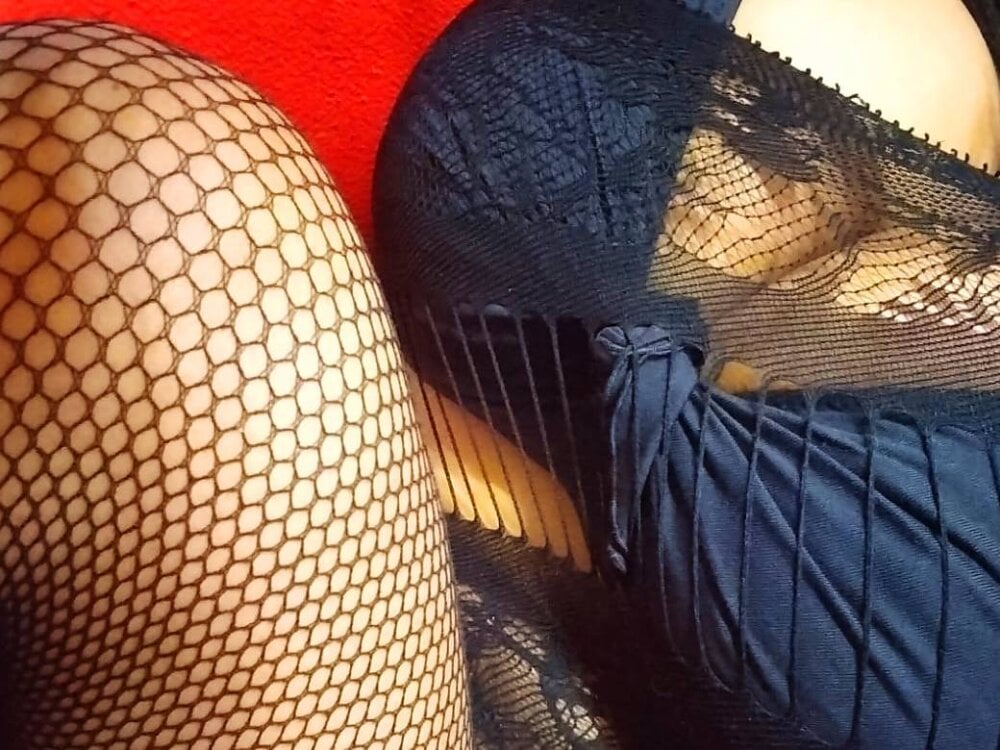 SCARLET-SANTANA profile photo