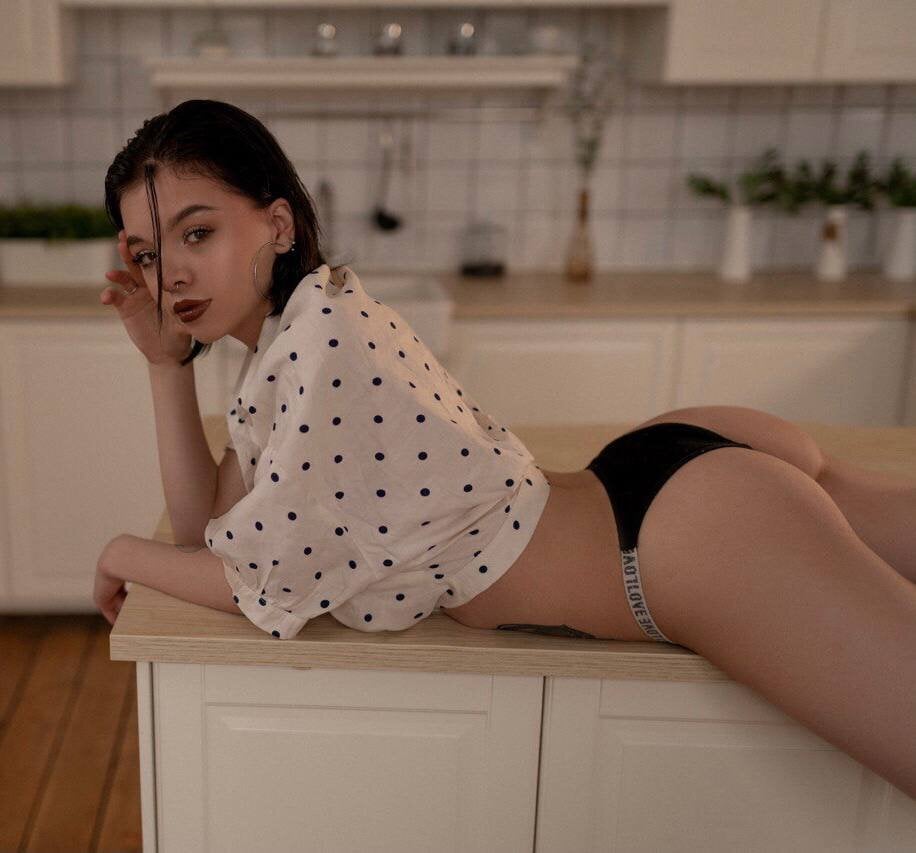 Lesya_Flin profile photo