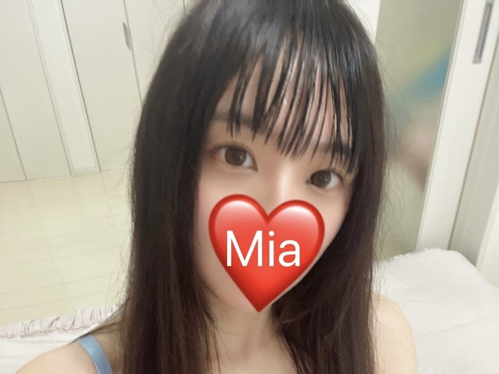 _Mia_land_ profile photo
