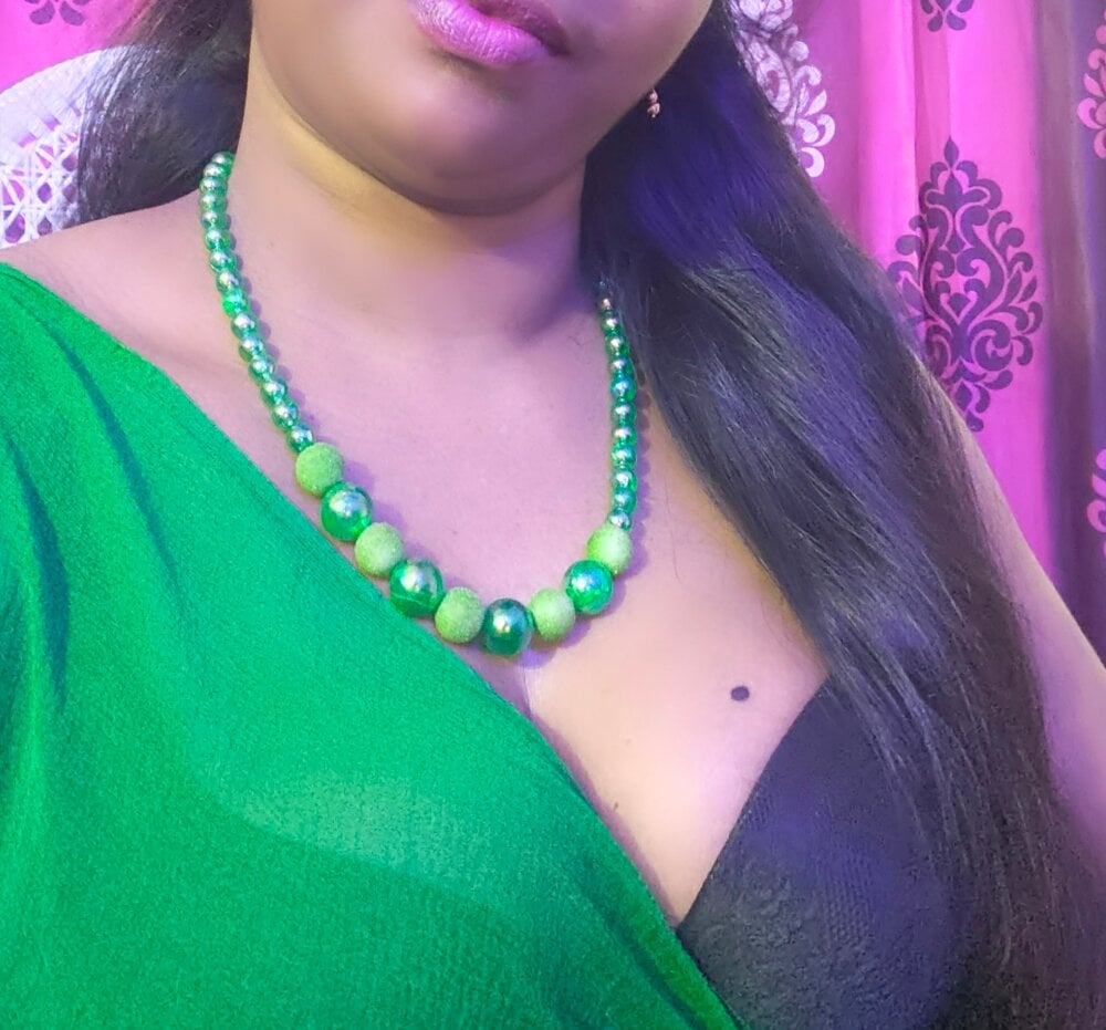 tamilswetha_telugu profile photo
