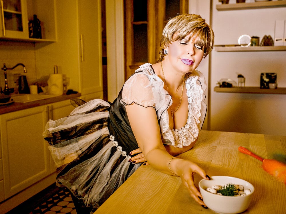 HappyWoman profile photo